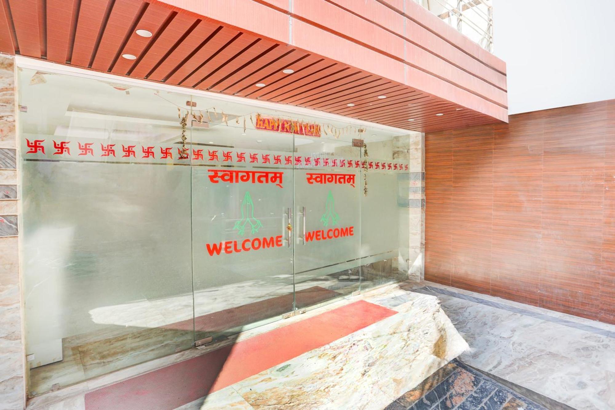 O Swastik Palace Hotel New Delhi