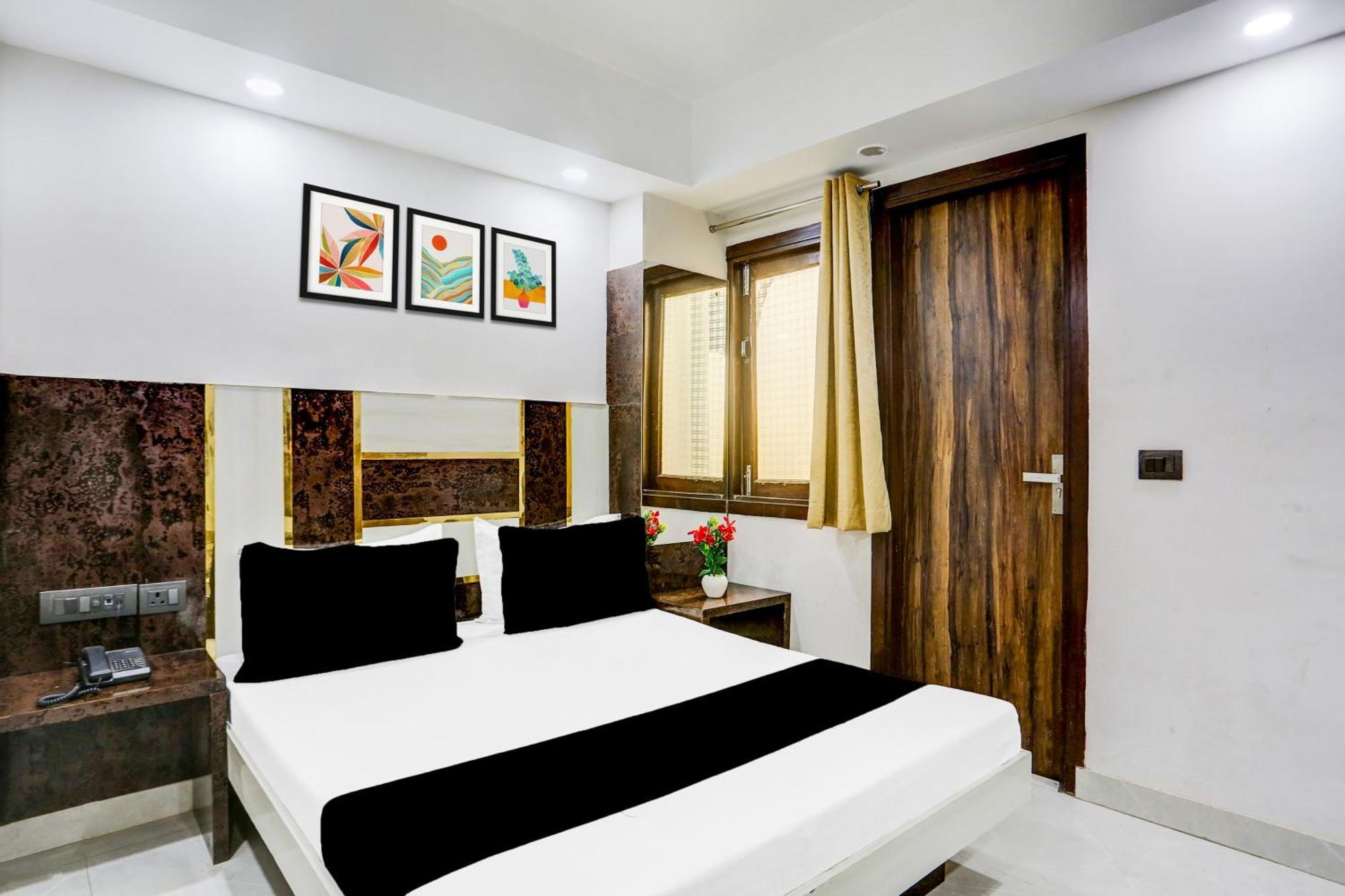 O Swastik Palace Hotel 3*